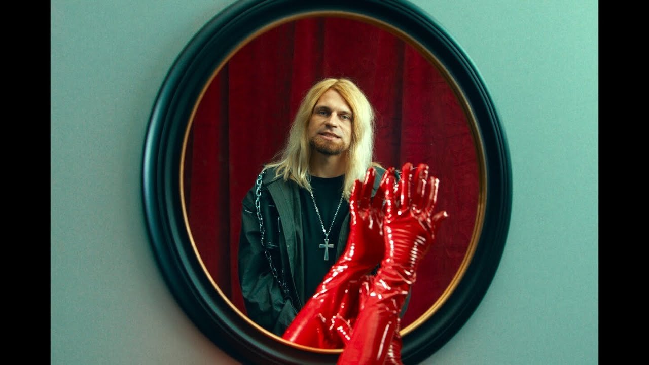 REDZED – SPIDERS AND LUCID DREAMING
