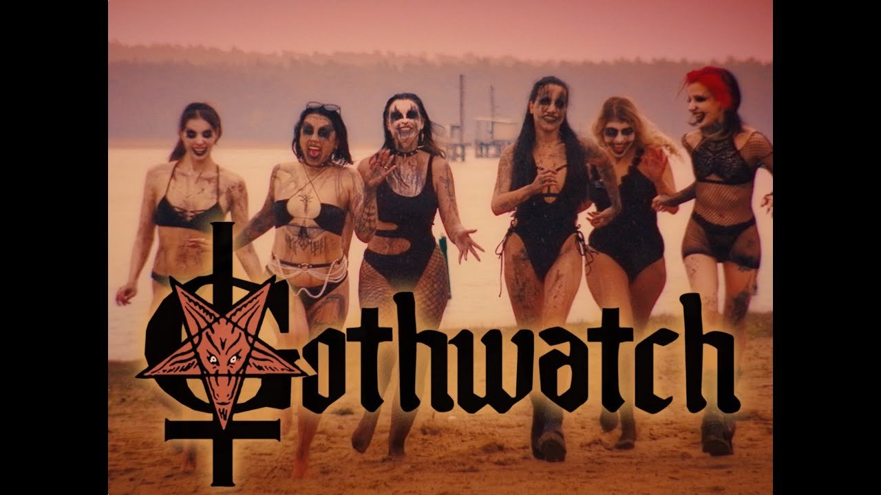 AESTHETIC PERFECTION – SUMMER GOTH
